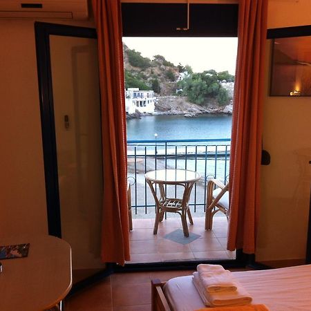Lydia Mare Apart otel Ágios Kírykos Dış mekan fotoğraf
