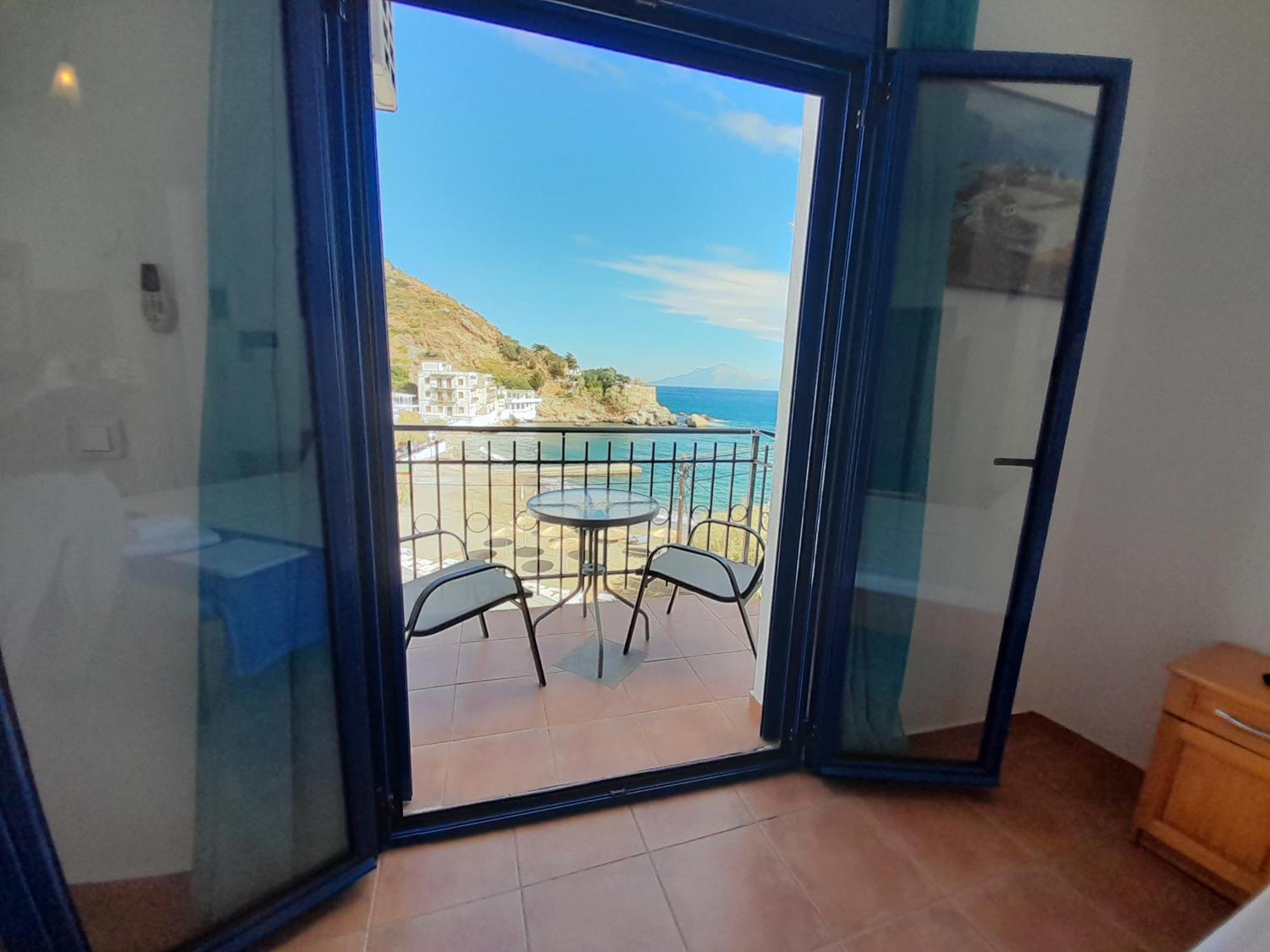 Lydia Mare Apart otel Ágios Kírykos Oda fotoğraf