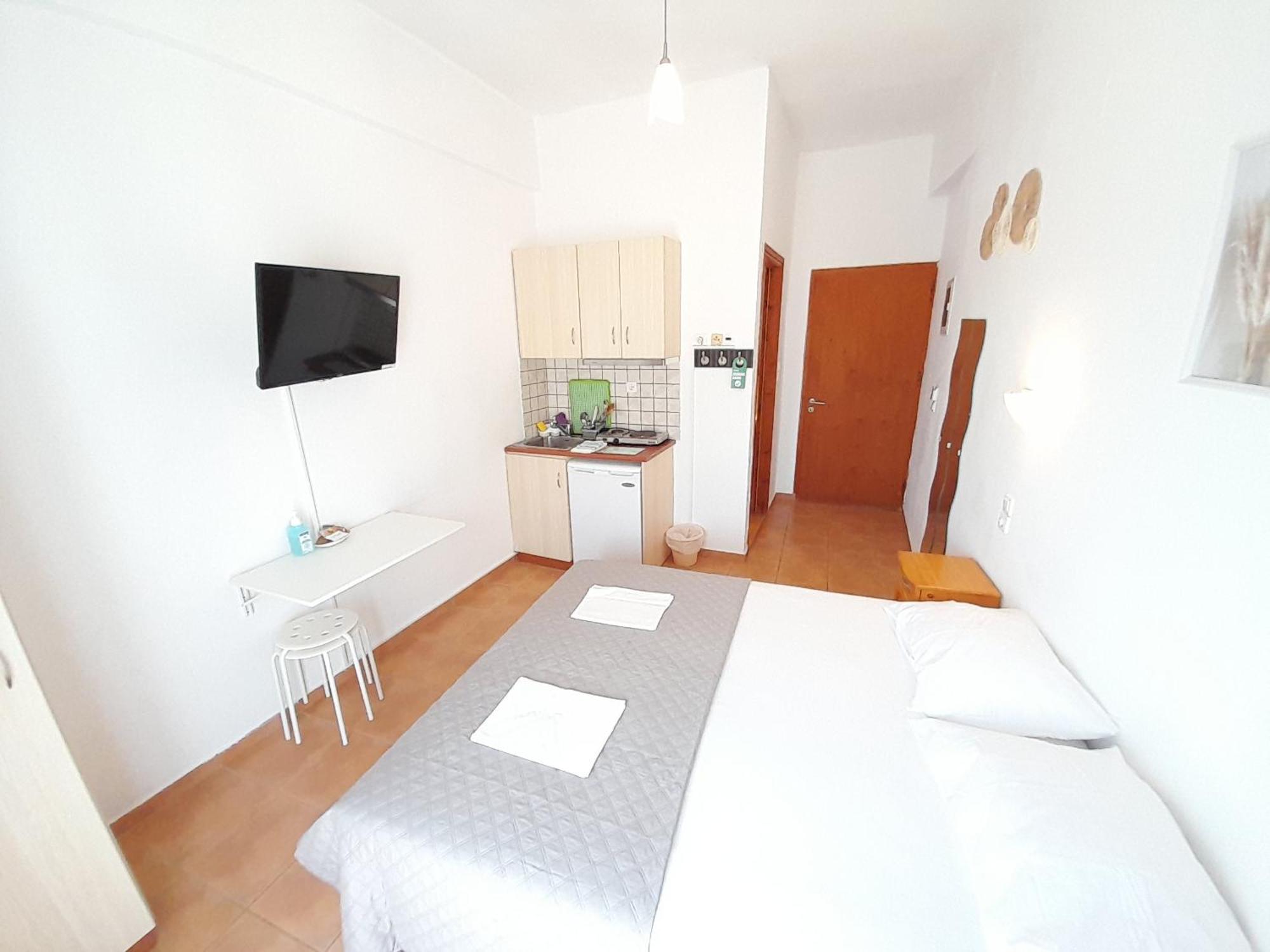 Lydia Mare Apart otel Ágios Kírykos Oda fotoğraf