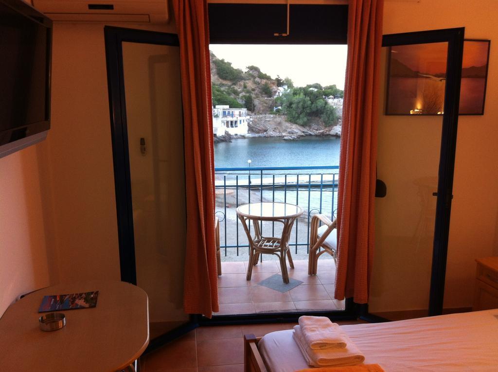 Lydia Mare Apart otel Ágios Kírykos Dış mekan fotoğraf